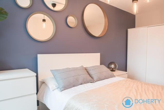 Finchley Contemporary 2 Bed Apartment + Parking Hendon Esterno foto