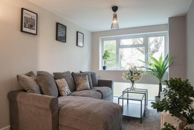 Finchley Contemporary 2 Bed Apartment + Parking Hendon Esterno foto